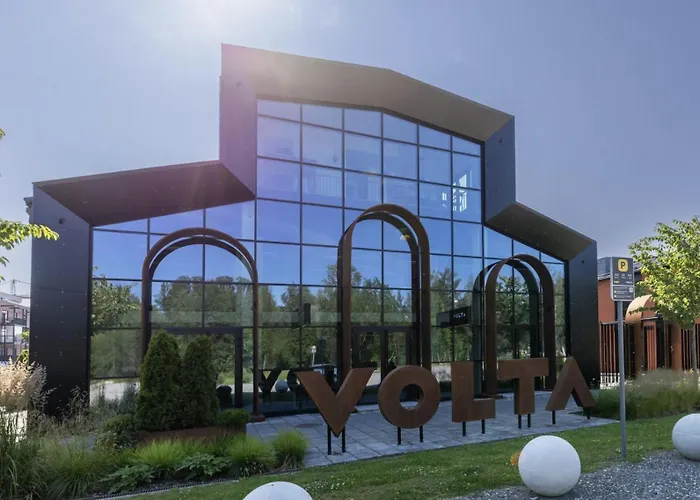 Lägenhet Stylish Loft In Volta Quarter *